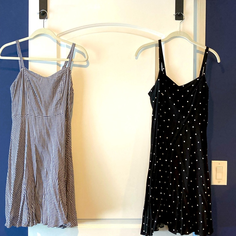 2 Old Navy Dresses. Polka dot NWT, Gingham worn once. Size Medium